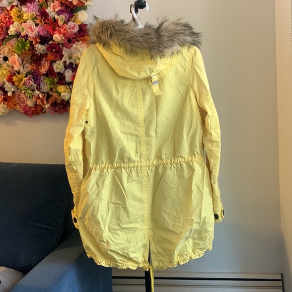 Gap Winter Parka - Picture 2 of 7